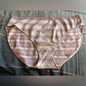 VS Pink Seamless Purple Bikini XL